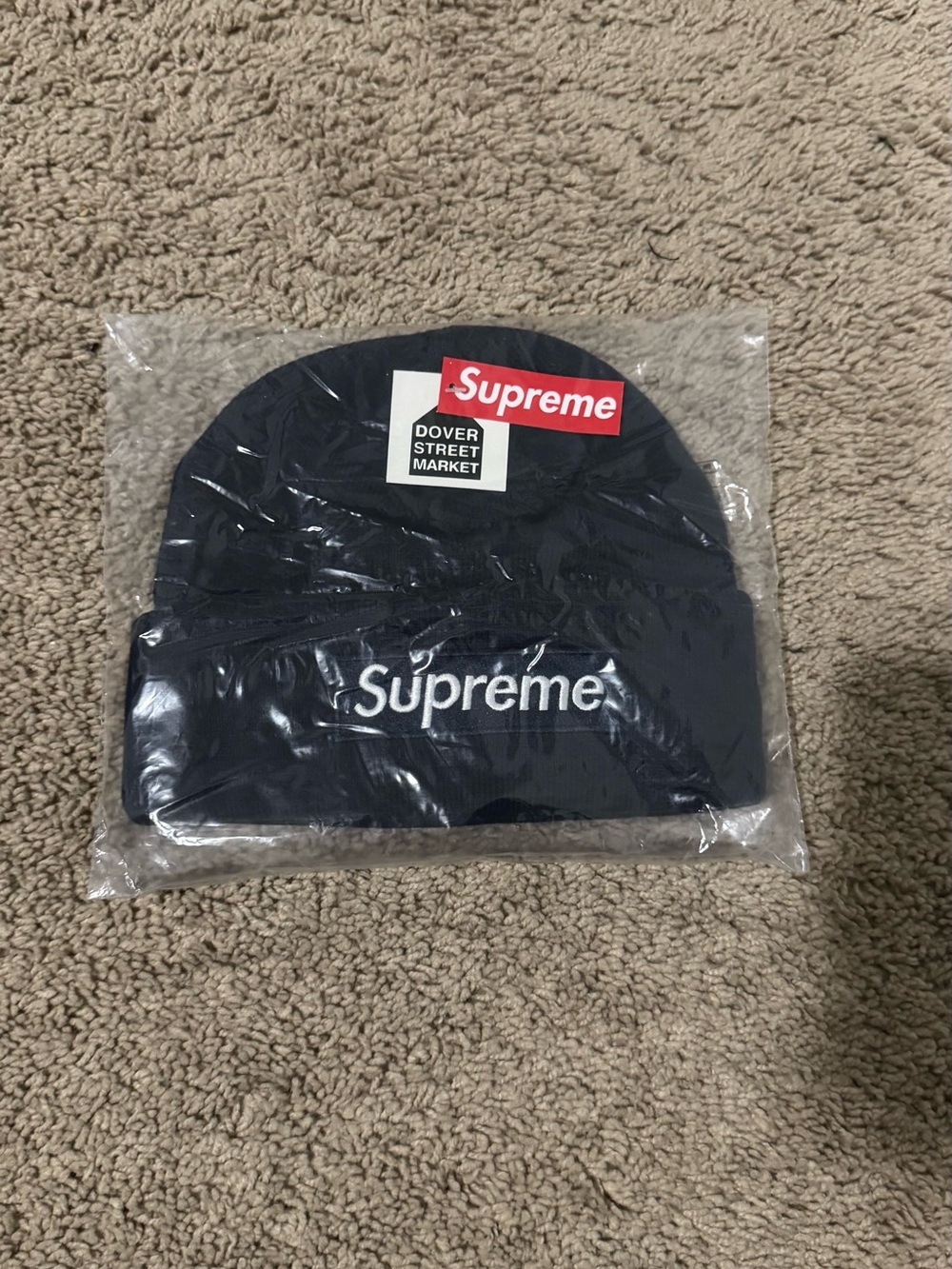 Supreme Navy Logo Cuffed Beanie